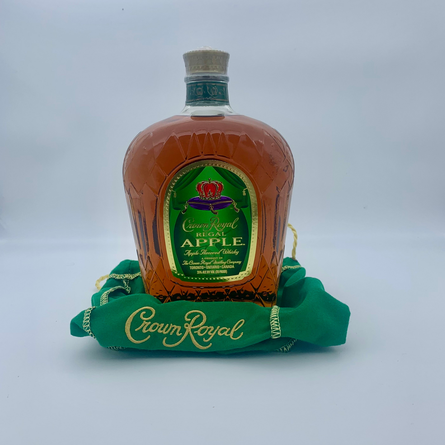 Crown Royal REGAL APPLE 35% Vol. 1l