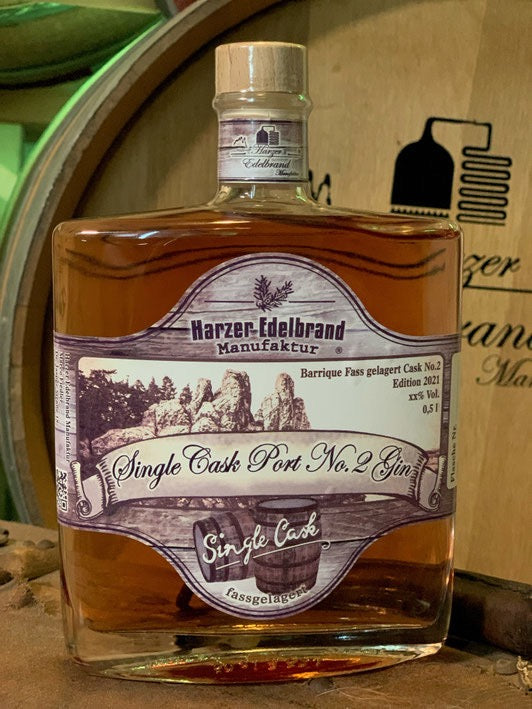 Destillierter GIN aus dem Protweinfass "Port Cask No. 2 GIN"